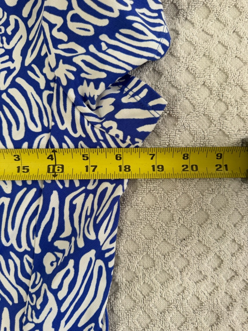🆕 Lilly Pulitzer Luxletic Alona Dress Martinique Blue White UPF 50+ Medium - Picture 11 of 13